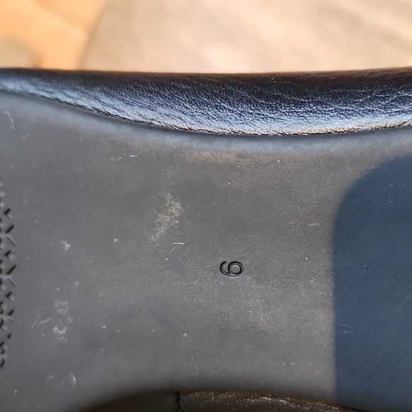 Tory Burch Reva Flat - Picture 9 of 11